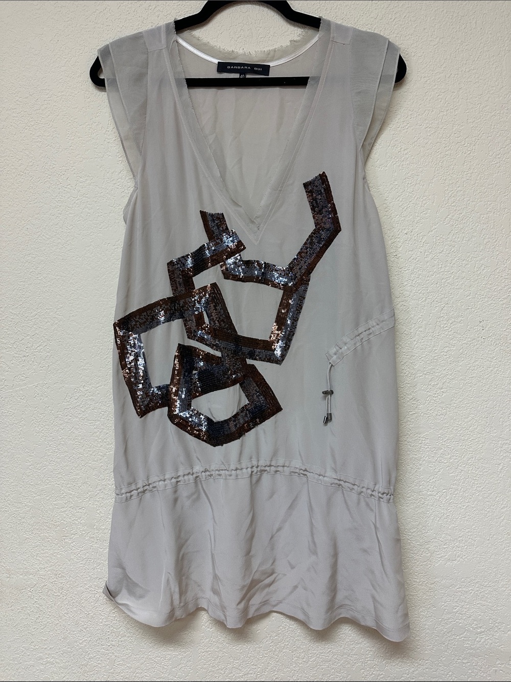 Barbara Bui womans Light Gray Sequin V-Neck Sleeveless Top size L 40